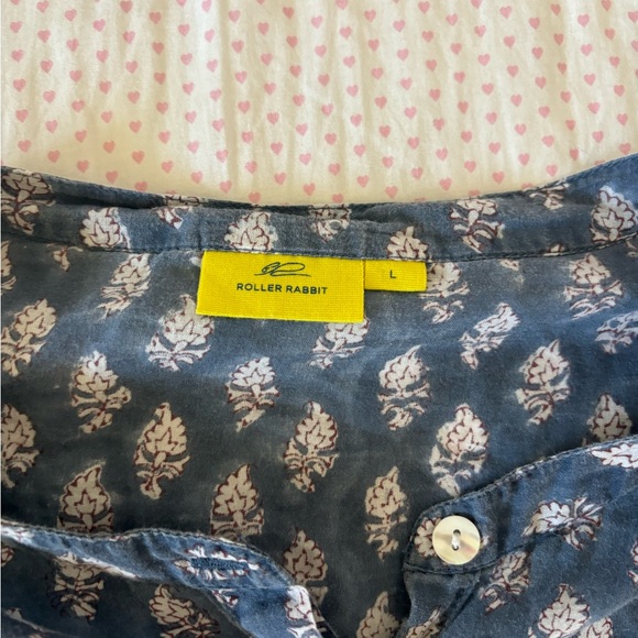 Roller Rabbit Blue Floral-Leaf Button Front Top - Picture 2 of 3